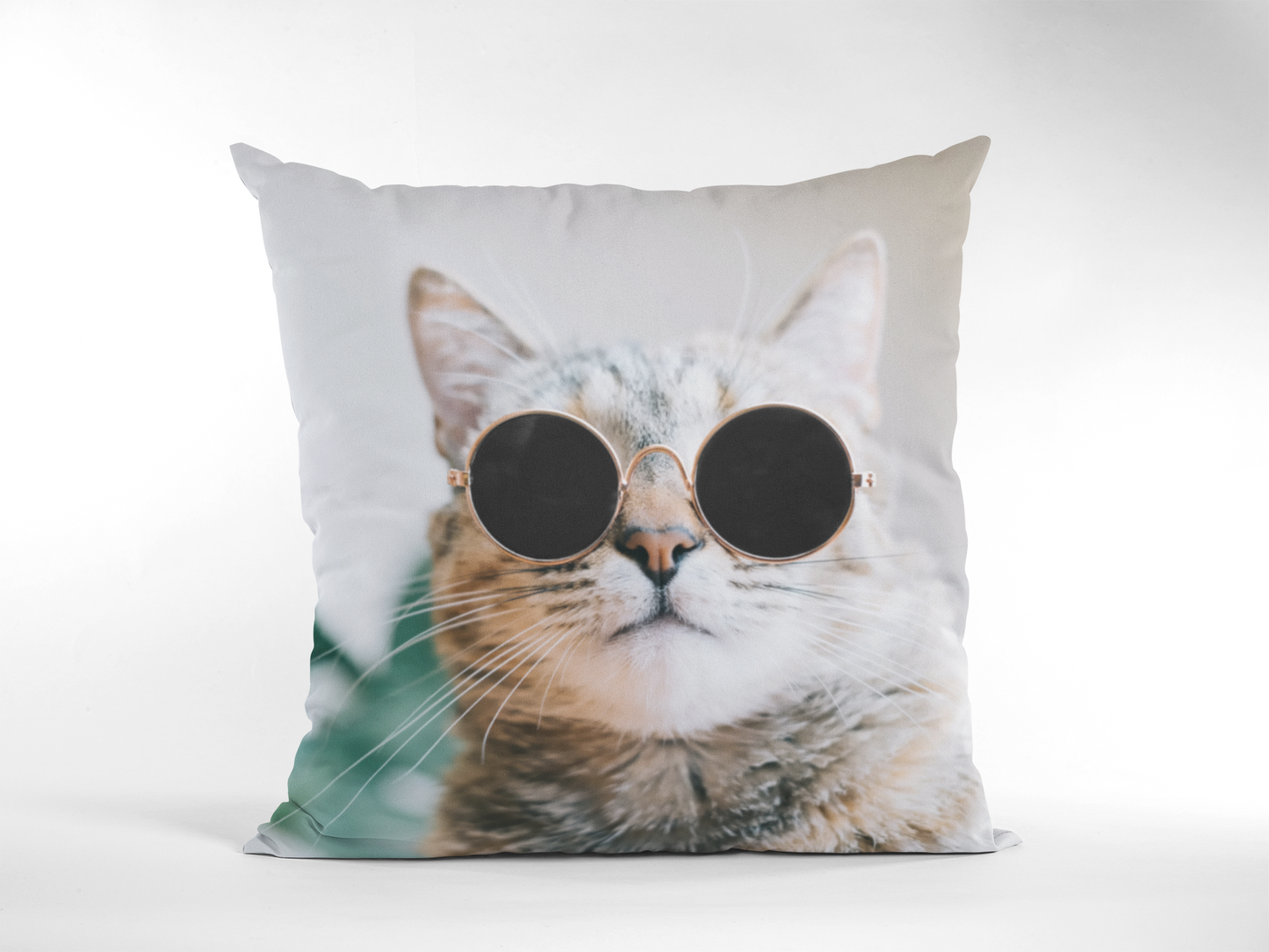 Maverick Cat Throw Pillow Case